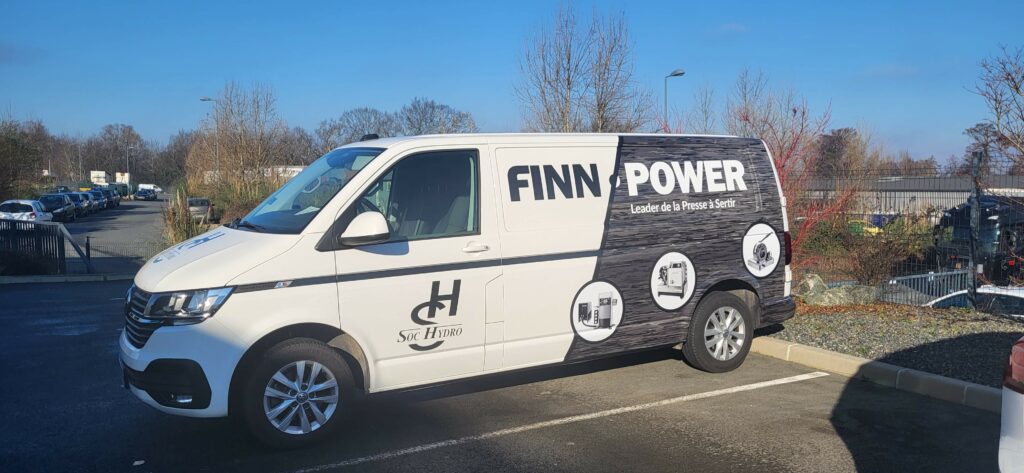 camion distributeur officiel finn power france